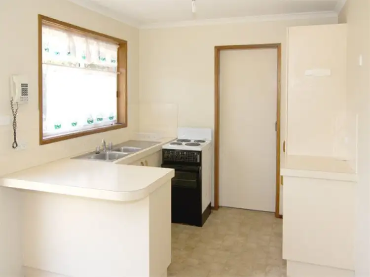 Fourth view of Homely townhouse listing, 18/8 Jondol Place, Isabella Plains ACT 2905