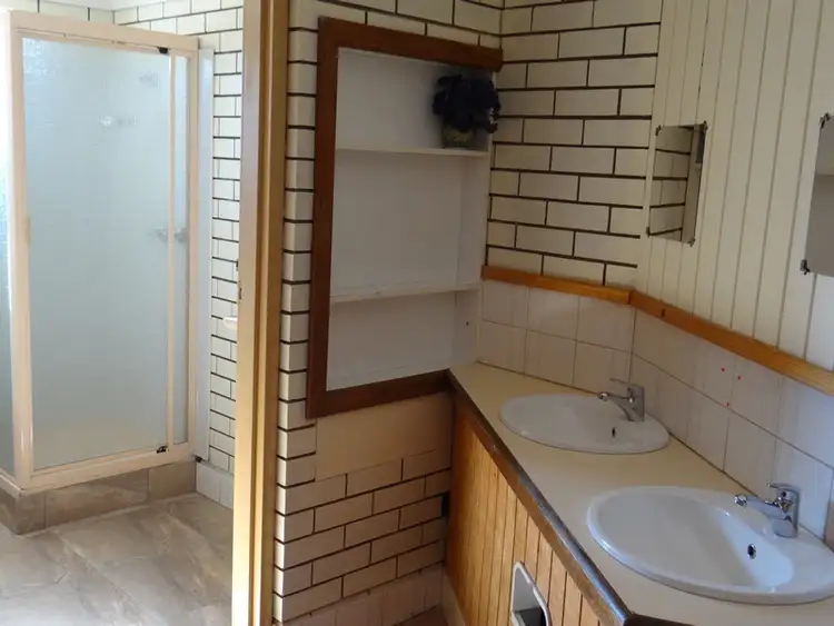 Seventh view of Homely block of units listing, 105/4 Ireland Street, Bright VIC 3741