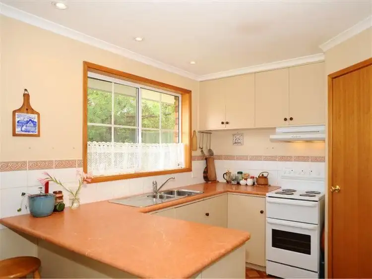 Seventh view of Homely villa listing, 2/135 Malunna Road, Lindisfarne TAS 7015
