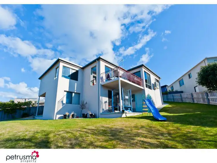 16 Dalmacia Place, Glenorchy TAS 7010