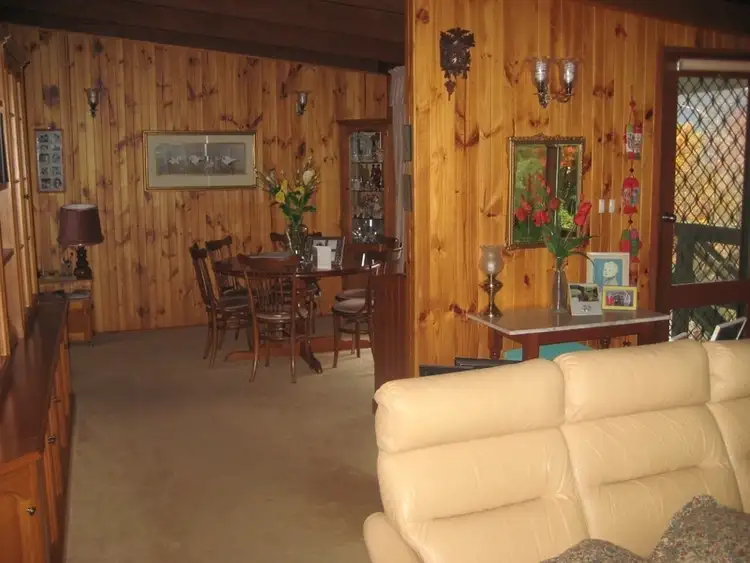 Seventh view of Homely house listing, 4 Danica Crt, Bright VIC 3741