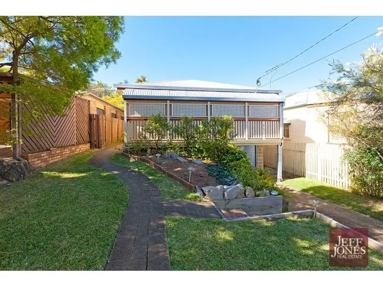 42 Cedar Street, Greenslopes QLD 4120