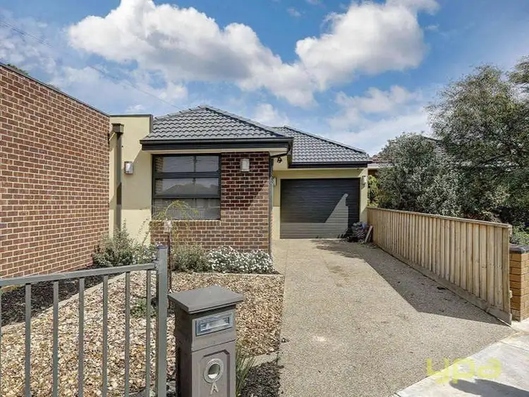 21A Dove Ave, Altona VIC 3018