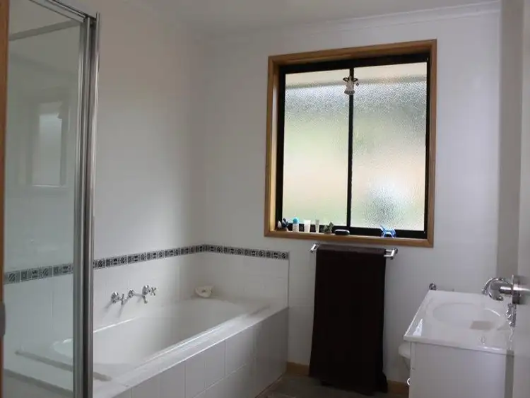 Fifth view of Homely house listing, 10 Cornelia Close, Ranelagh TAS 7109