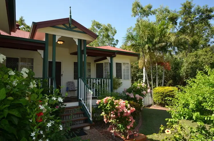 11 Yale Close, Douglas QLD 4814