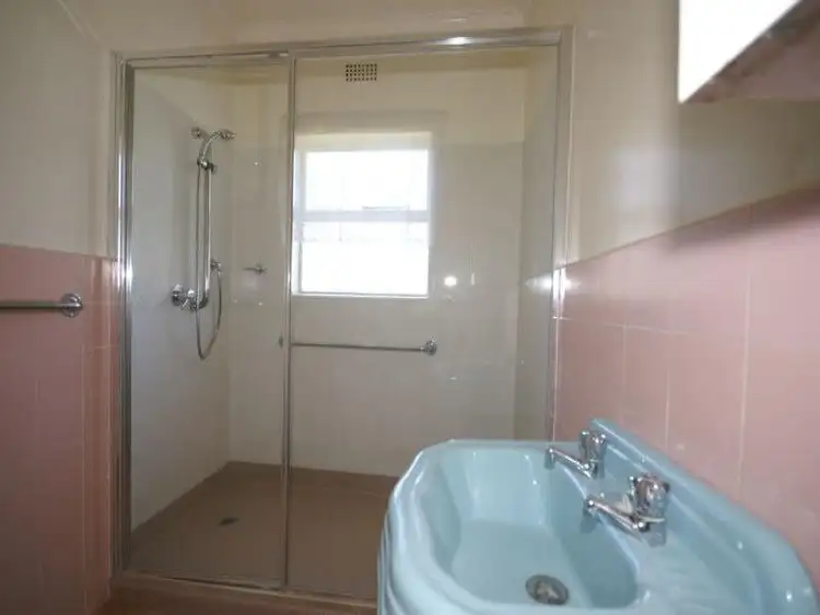 Sixth view of Homely house listing, 4/8 Binney Court, Sandy Bay TAS 7005