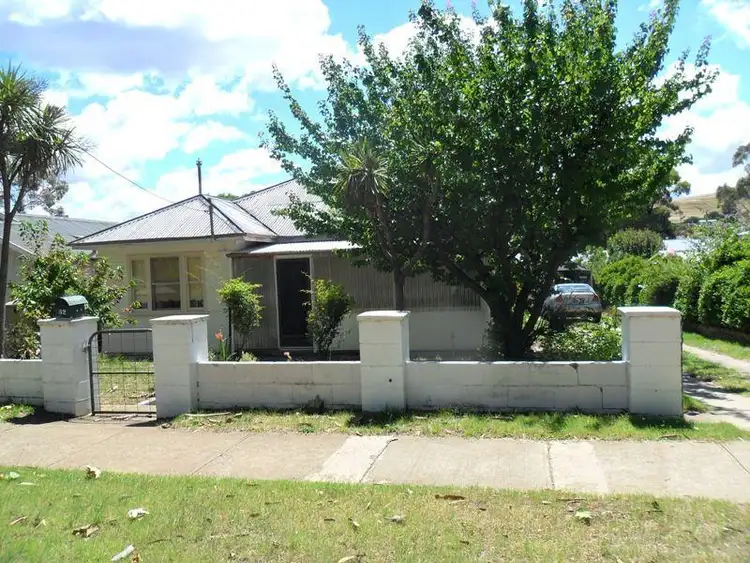 82 Bombala Street, Cooma NSW 2630