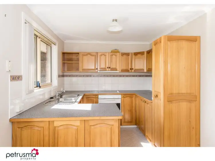 Sixth view of Homely unit listing, 2 / 140 Willowbend Road, Kingston TAS 7050