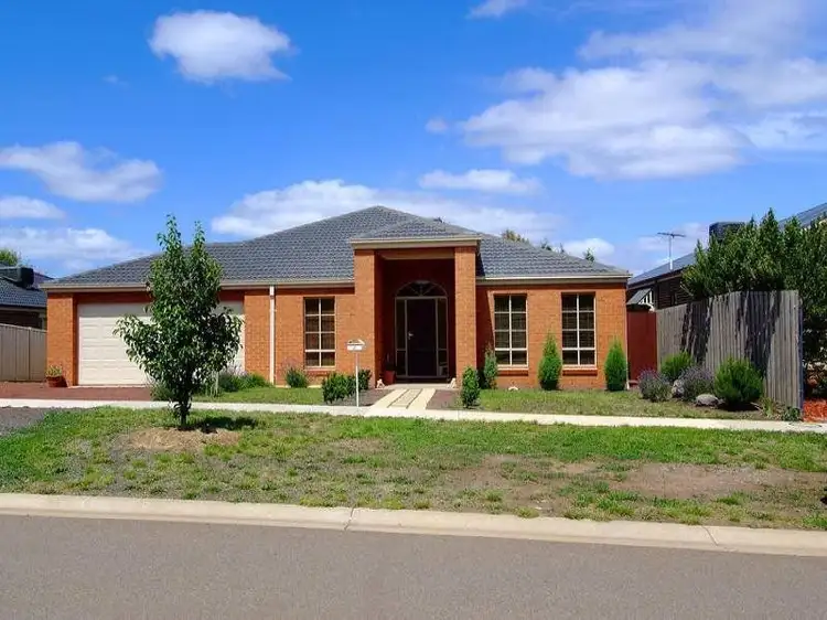 4 Acacia Way, Wallan VIC 3756