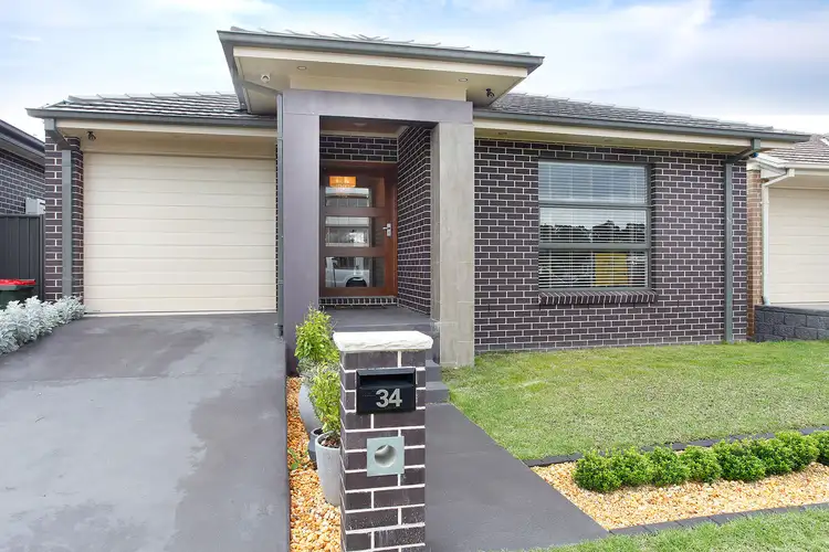 34 Rafter Parade, Ropes Crossing NSW 2760