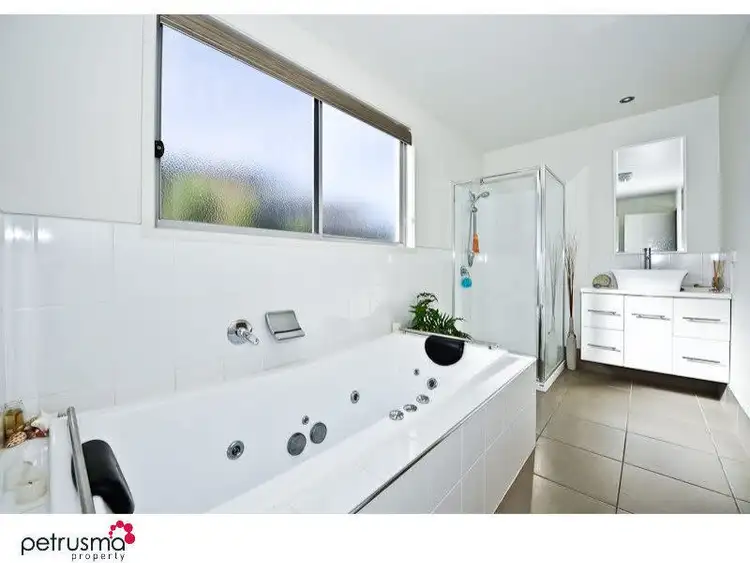 Fifth view of Homely house listing, 16 Nirranda Court, Oakdowns TAS 7019