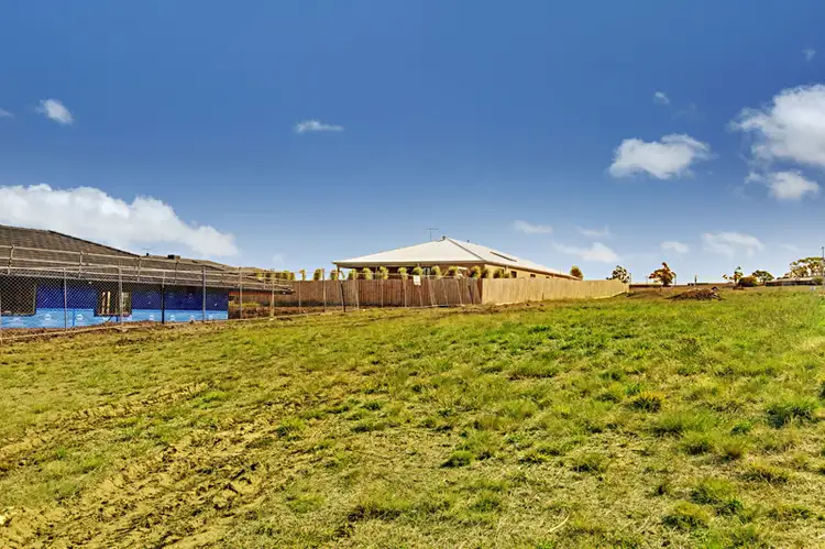 6 STUD COURT, Wallan VIC 3756
