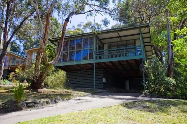 17 Belvedere Terrace, Lorne VIC 3232