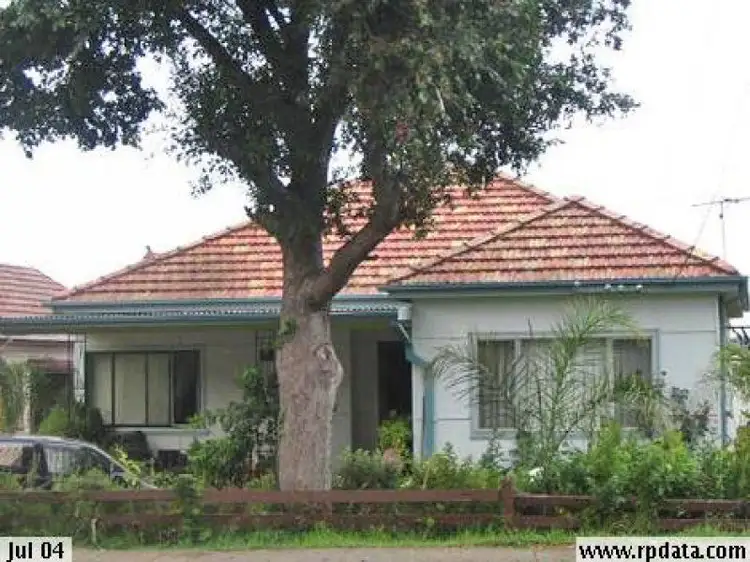 1 Glenn, Yagoona NSW 2199