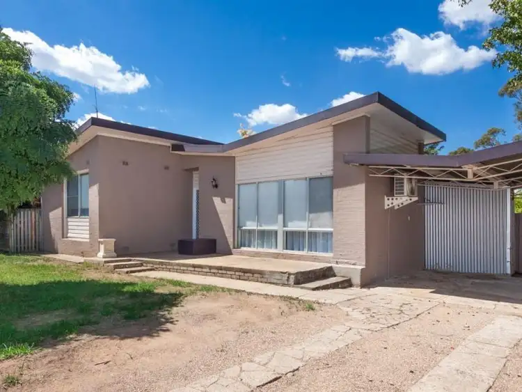353 Lake Albert Road, Kooringal NSW 2650