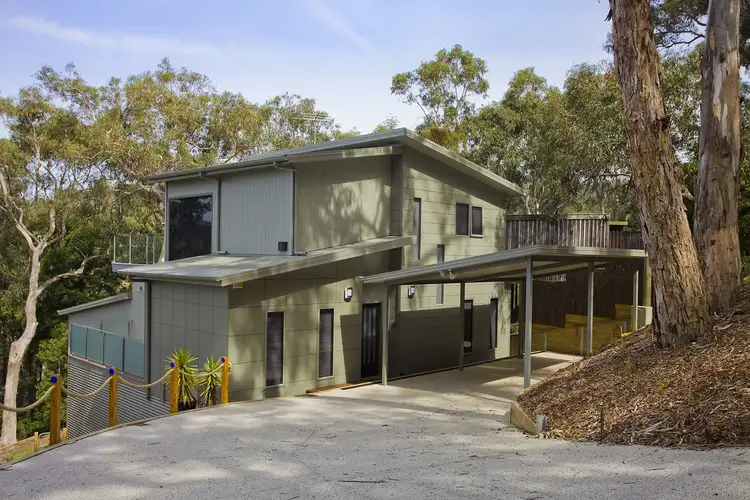 7 Waverley Avenue, Lorne VIC 3232