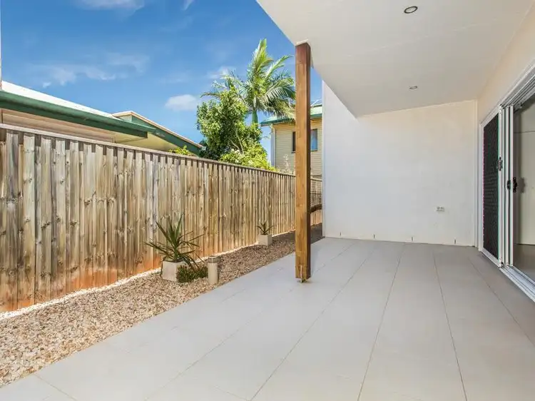 Third view of Homely semi-detached listing, 570 Oxley Avenue, Scarborough QLD 4020