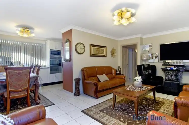 30 Jacaranda Cres, Casula NSW 2170