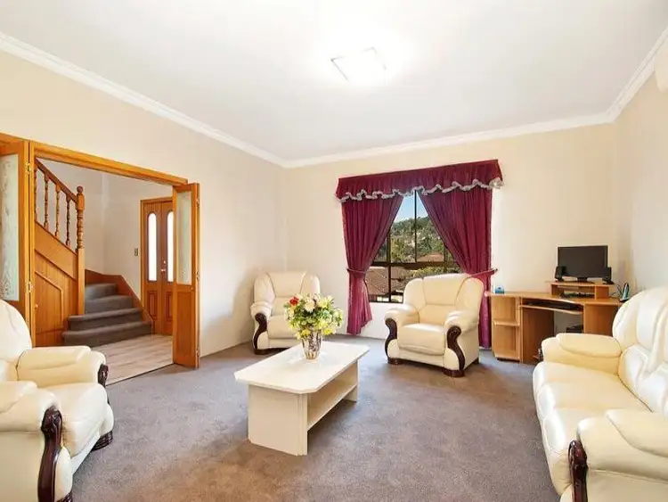 31 Woodvale Place, Castle Hill NSW 2154