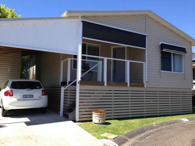 8/8 4 Gimberts Road, Morisset NSW 2264