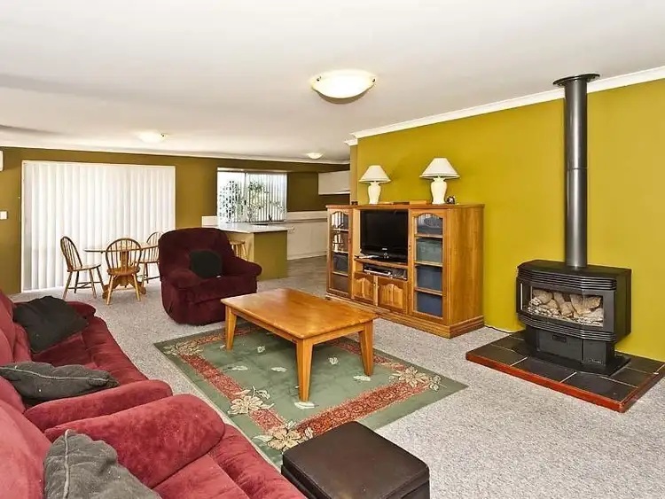 Fifth view of Homely house listing, 7 Mint Cove, Thornlie WA 6108