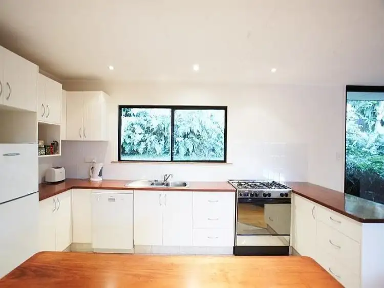 Seventh view of Homely house listing, 10 Dinjerra Place, Mullumbimby NSW 2482