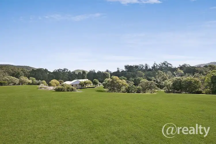 10 Pinbarren Place, Yugar QLD 4520