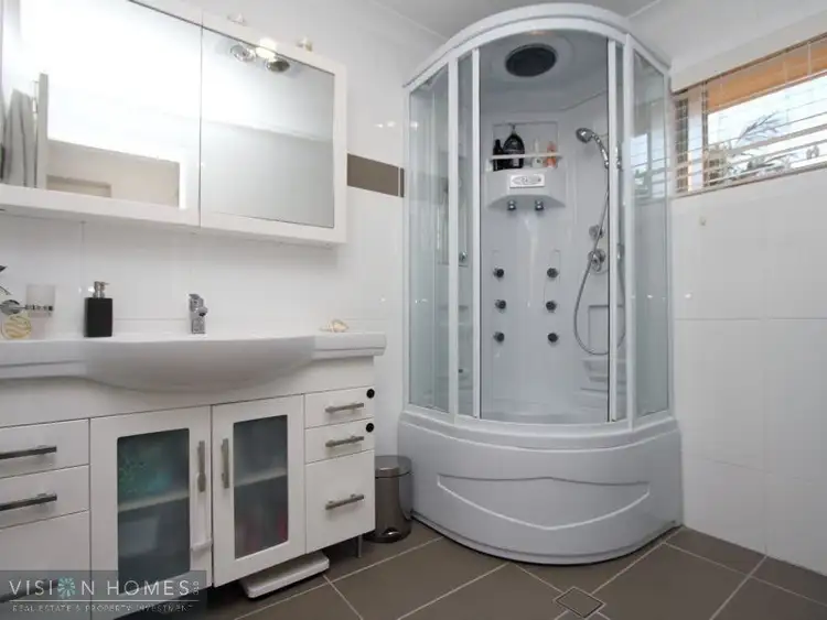 Seventh view of Homely house listing, 8 Limerick dr, Crestmead QLD 4132