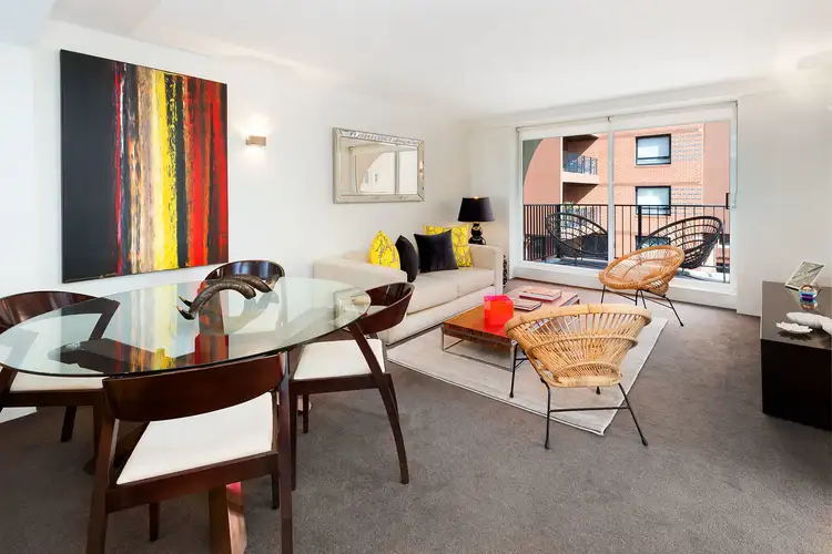 306/2a Elizabeth Bay Road, Elizabeth Bay NSW 2011