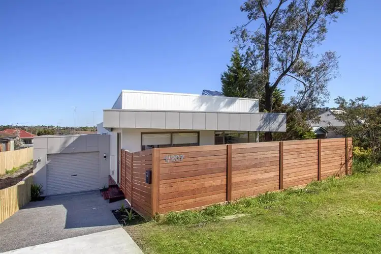 1/207 West Fyans Street, Newtown VIC 3220