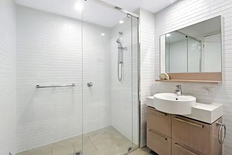 Seventh view of Homely apartment listing, 3102/323 Bayview Street, Hollywell QLD 4216