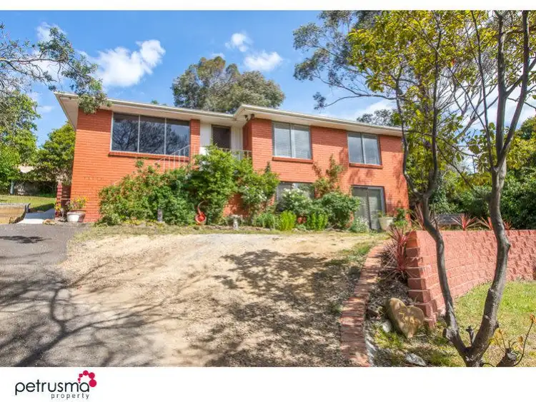 34 Sharps Road, Lenah Valley TAS 7008