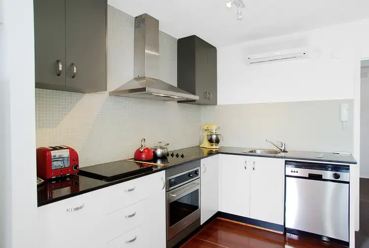 Sixth view of Homely unit listing, 4/10 Fitzroy Street, Geelong VIC 3220