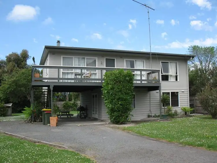 13 Pengilley Avenue, Apollo Bay VIC 3233