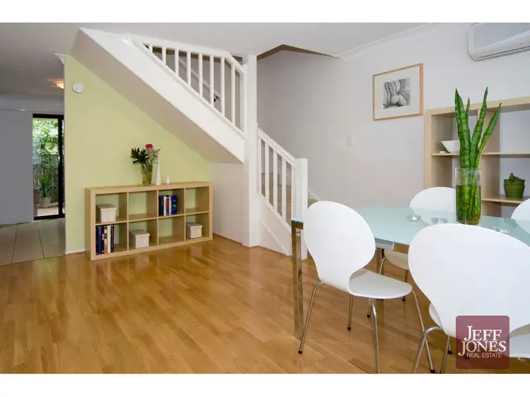 Fifth view of Homely townhouse listing, 1/33 Gladys Street, Greenslopes QLD 4120