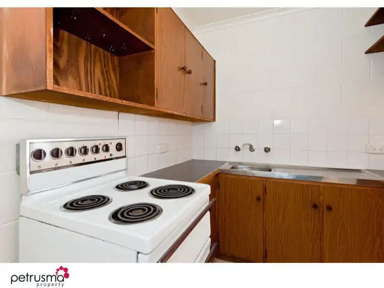 Fifth view of Homely unit listing, 4/6 Onslow Place, Mount Nelson TAS 7007