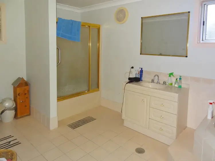 Fifth view of Homely house listing, 125 Merilba Street, Narromine NSW 2821