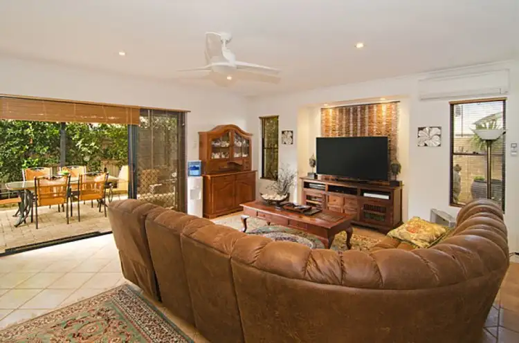 Fourth view of Homely semi-detached listing, 1/9 Salamanda Drive, Geographe WA 6280