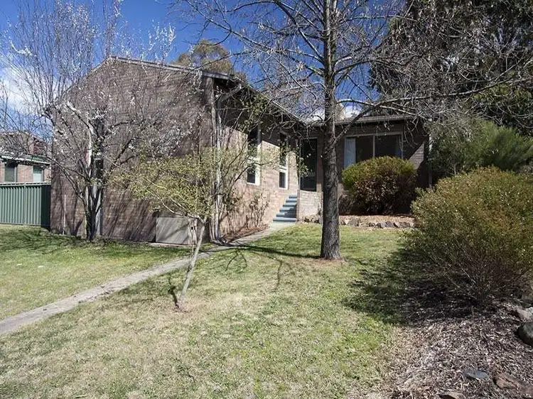16 Rosebery Street, Fisher ACT 2611