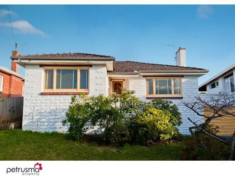 7 Suncrest Avenue, Lenah Valley TAS 7008