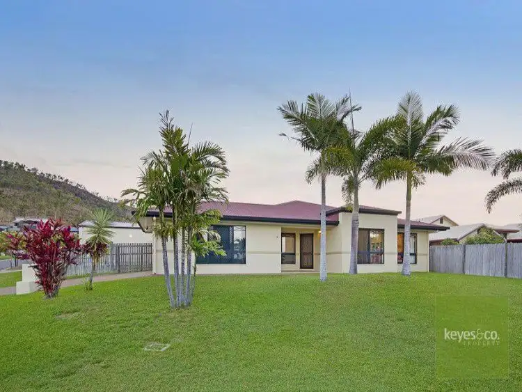 9 Monaro Circuit, Mount Louisa QLD 4814