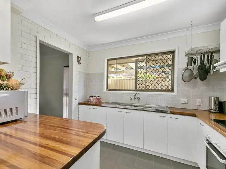 Fourth view of Homely house listing, 210 Russell St, Cleveland QLD 4163