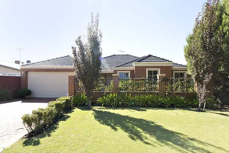 36 Compton Way, Morley WA 6062