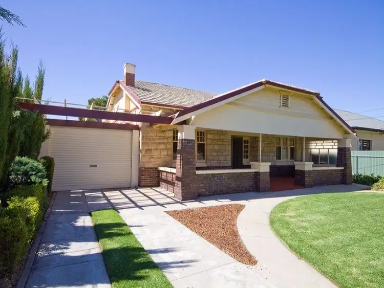 8 Albion Avenue, Glandore SA 5037