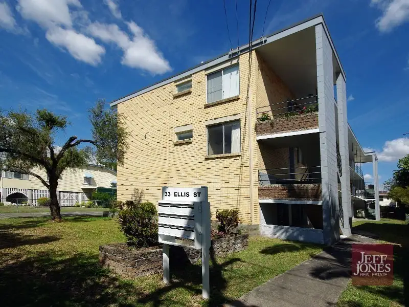 Main view of Homely unit listing, 3/33 Ellis Street, Greenslopes QLD 4120