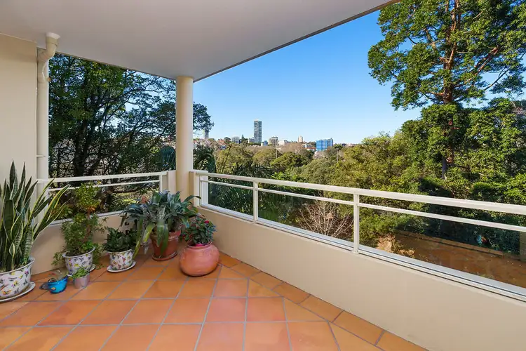 Third view of Homely apartment listing, 5/2 Holdsworth Avenue, Elizabeth Bay NSW 2011