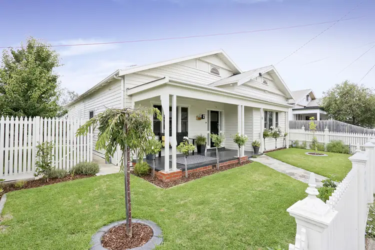 6 Stubbs Avenue, North Geelong VIC 3215