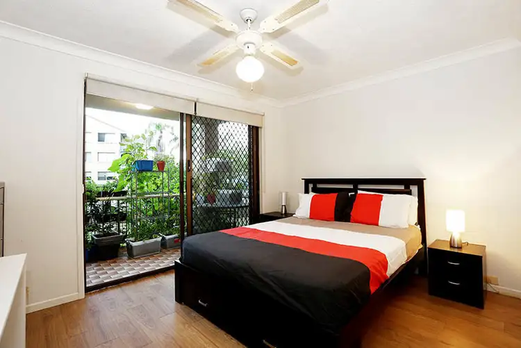 Fifth view of Homely apartment listing, 2/150 Surf Parade, Broadbeach QLD 4218