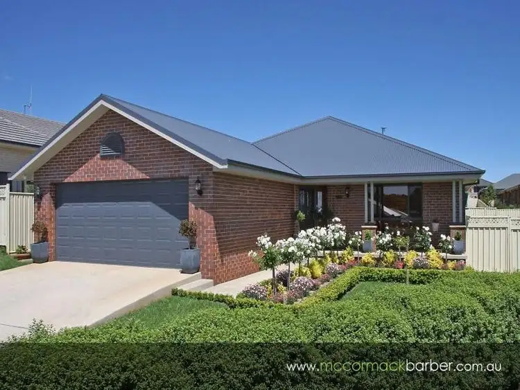 25 George Weily Place, Orange NSW 2800
