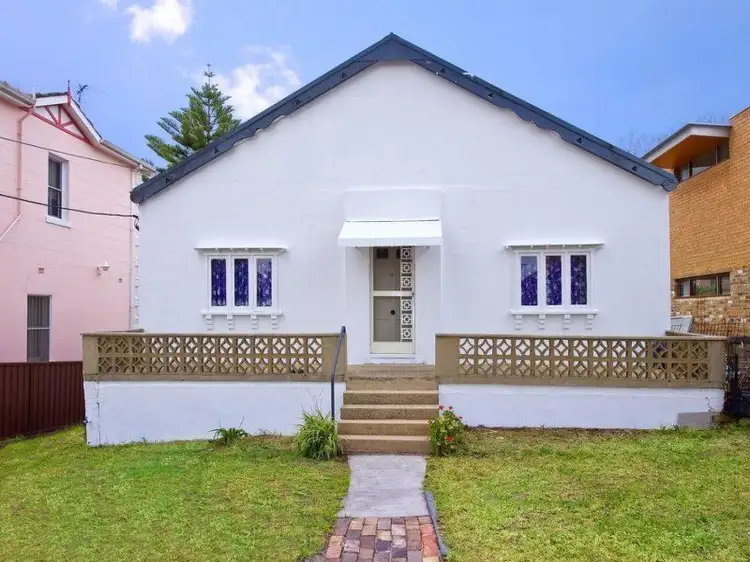 31 Woodlands Street, Ashbury NSW 2193